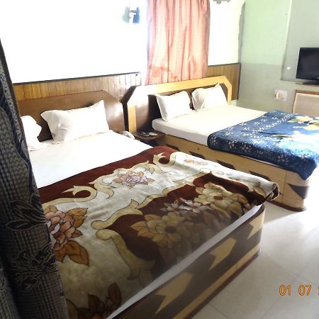 Hotel Yatrik Deoghar Exterior photo